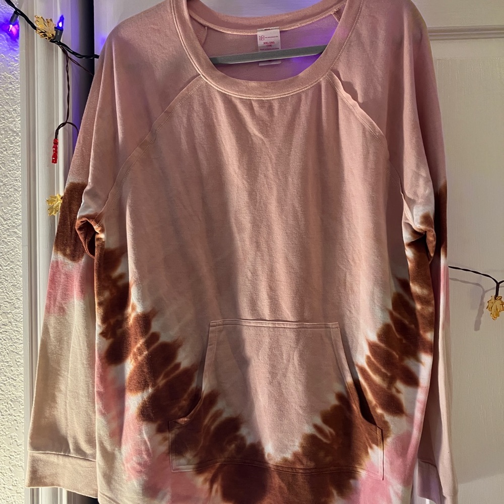 Pale pink and tie-dye wide crew-neck flowy shirt.  No Boundaries brand, size XXL